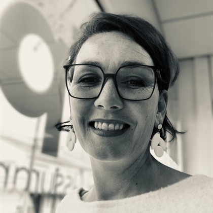 ALINE KIHN