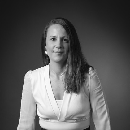 GERALDINE BONAVES